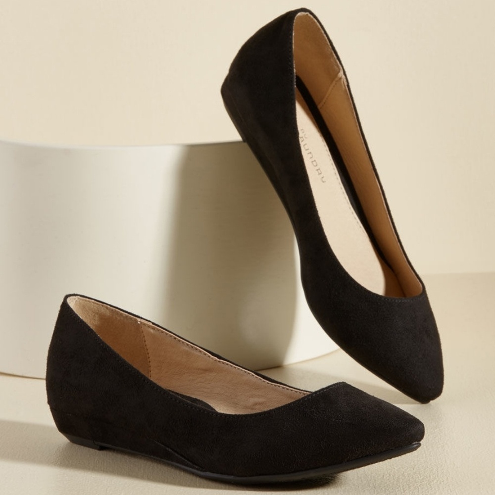 Chinese Laundry black vegan suede mini wedges